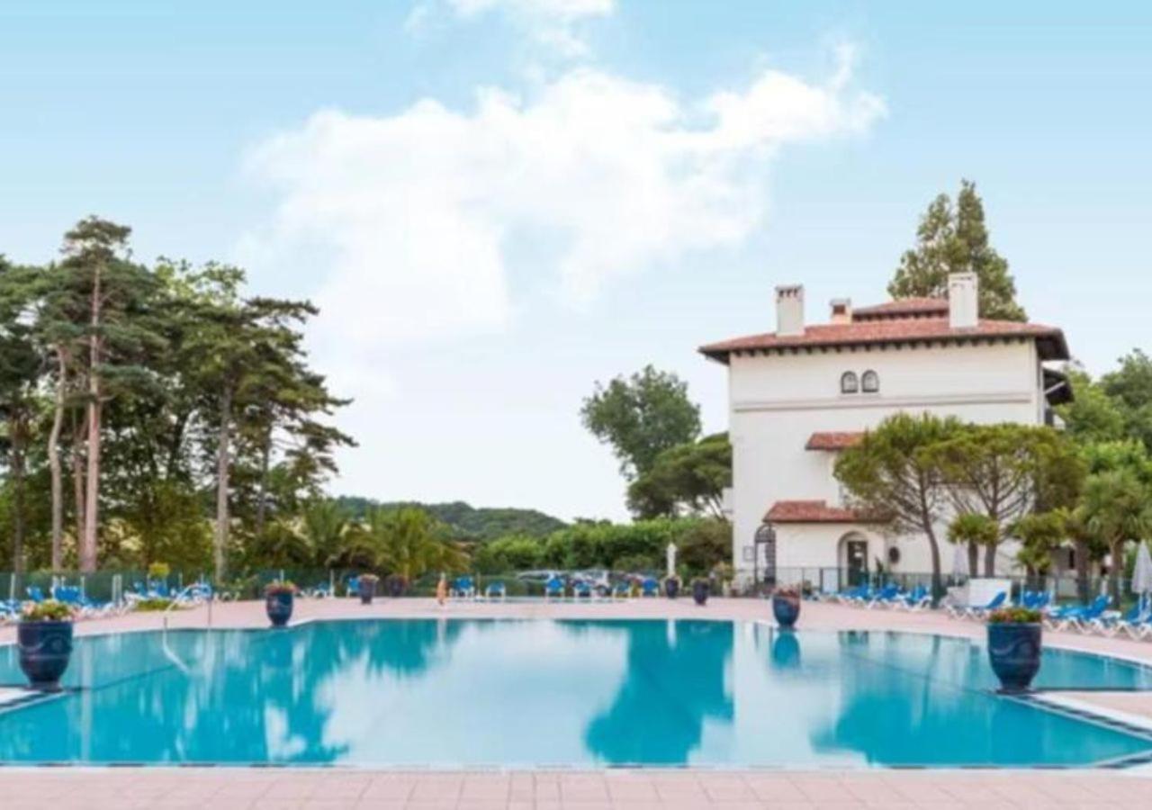 Atlantic Selection - Domaine De Bordaberry - Terrasse & Superbe Piscine Apartment Urrugne Bagian luar foto